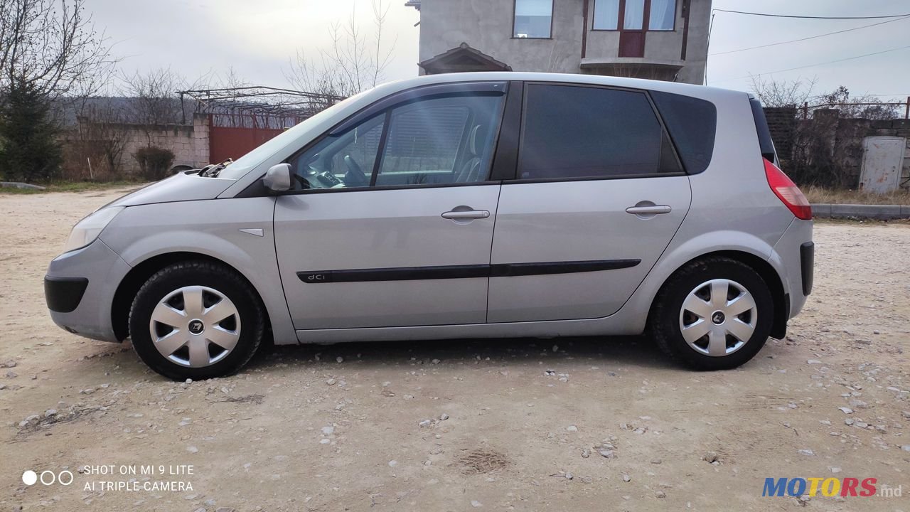 2005' Renault Scenic photo #5