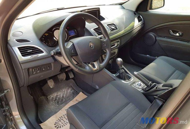 2014' Renault Megane photo #1