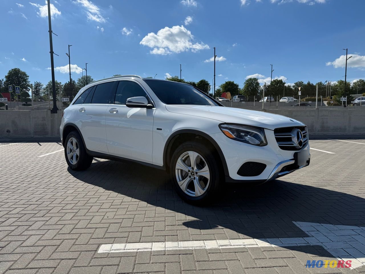 2018' Mercedes-Benz GLC photo #1
