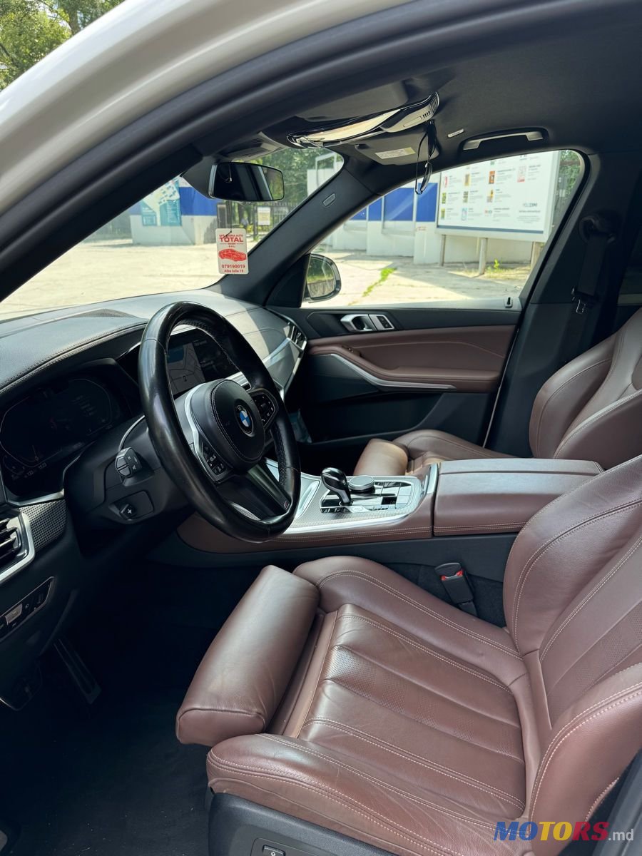 2021' BMW X5 photo #6