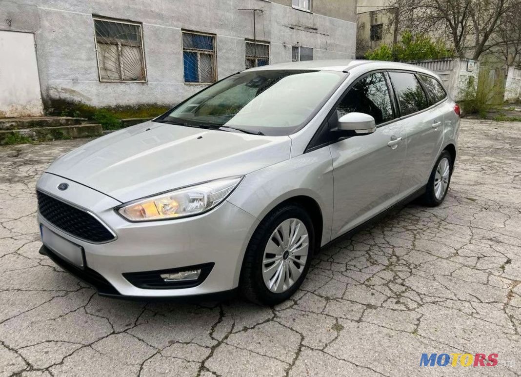 2015' Ford Focus photo #4