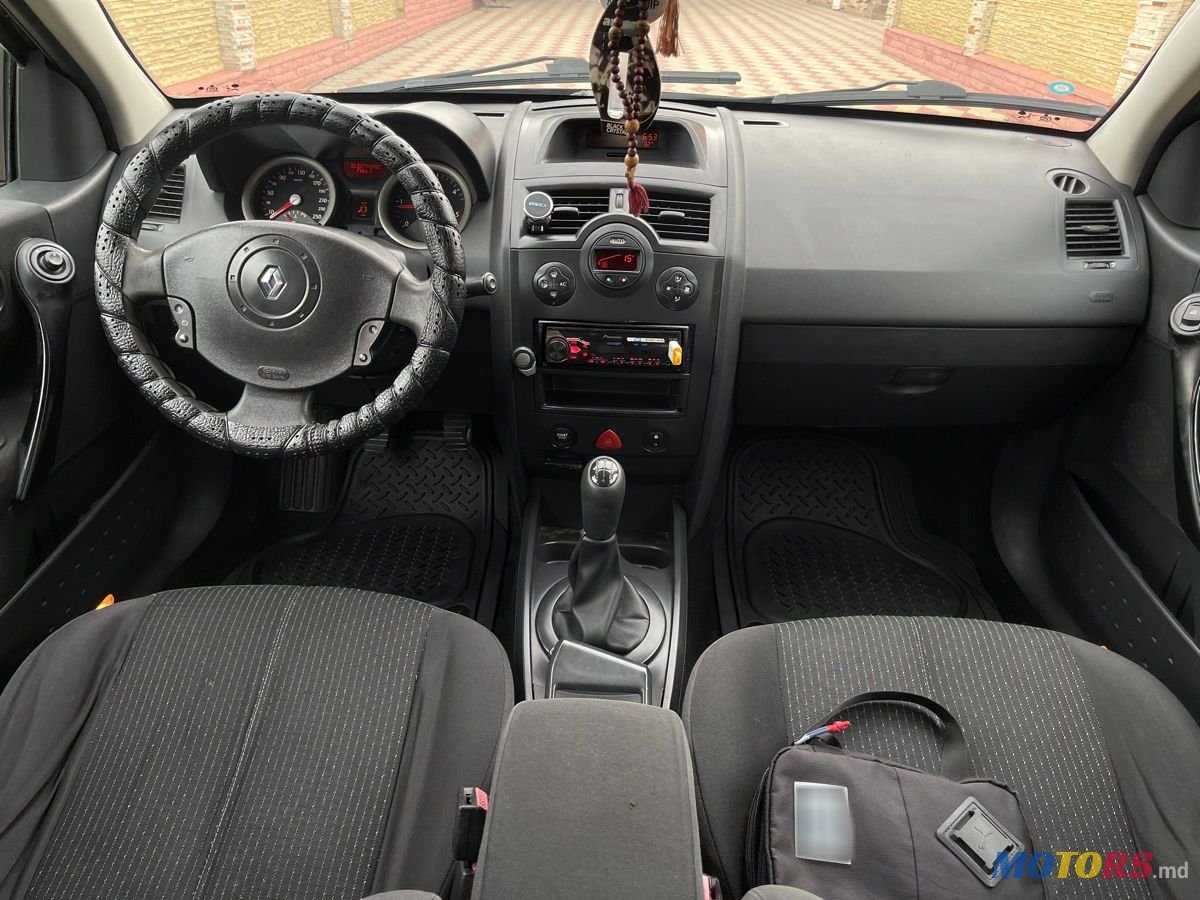 2005' Renault Megane photo #5