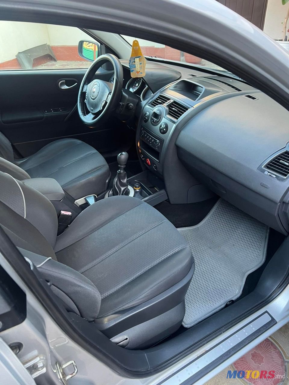 2006' Renault Megane photo #4