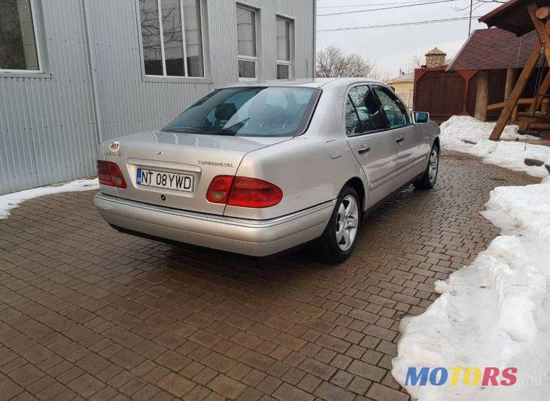 1998' Mercedes-Benz E photo #2