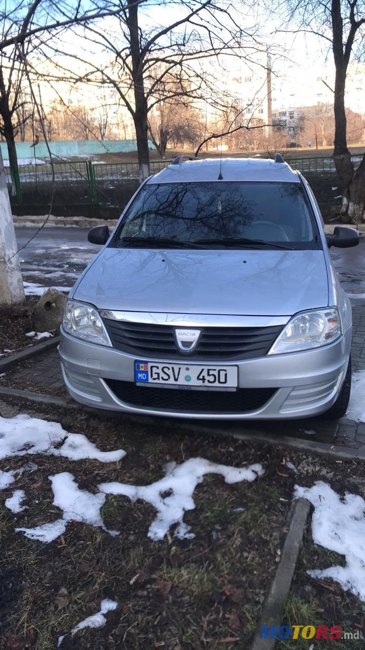 2009' Dacia Logan photo #2