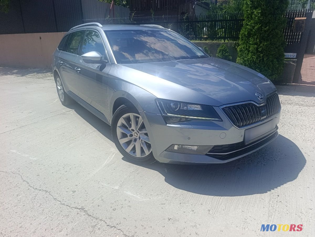 2019' Skoda Superb photo #1
