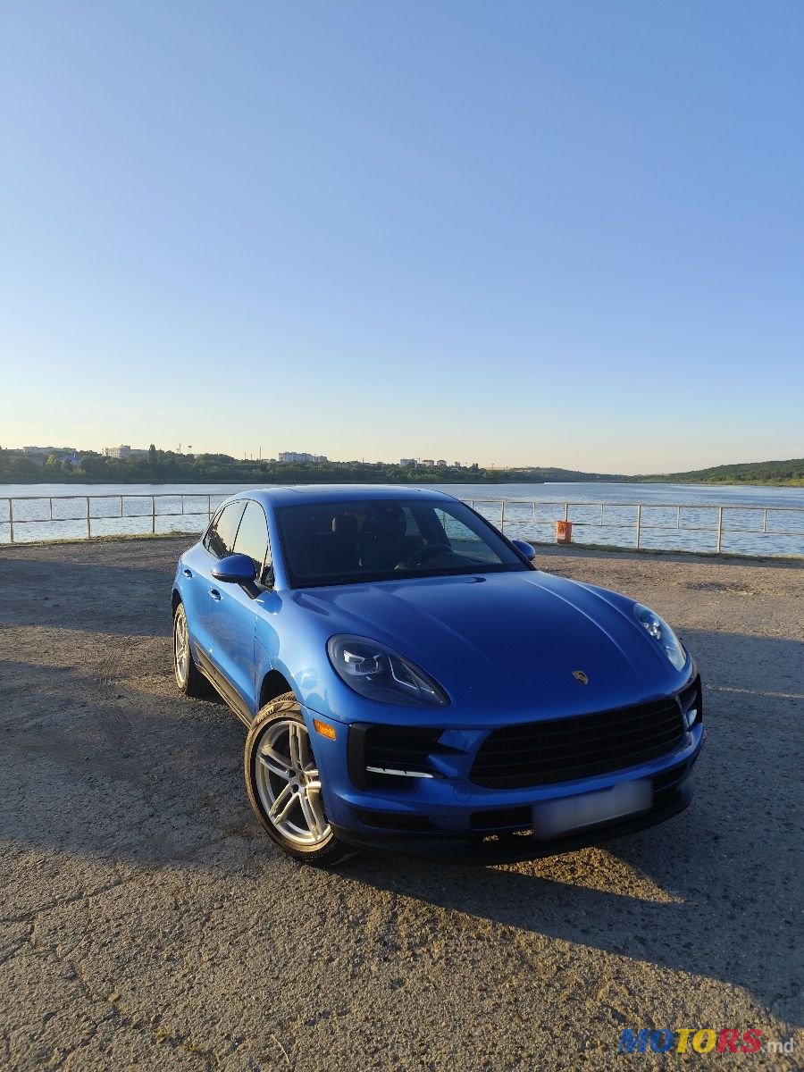2020' Porsche Macan photo #1