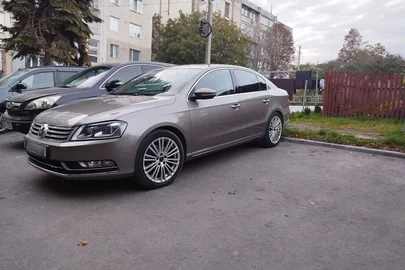 2011' Volkswagen Passat