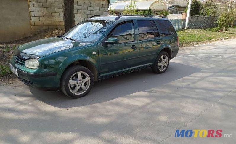 1999' Volkswagen Golf photo #1