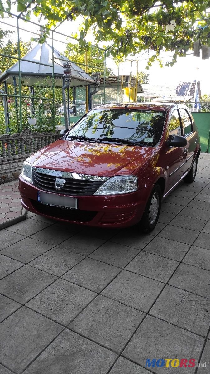 2008' Dacia Logan photo #1