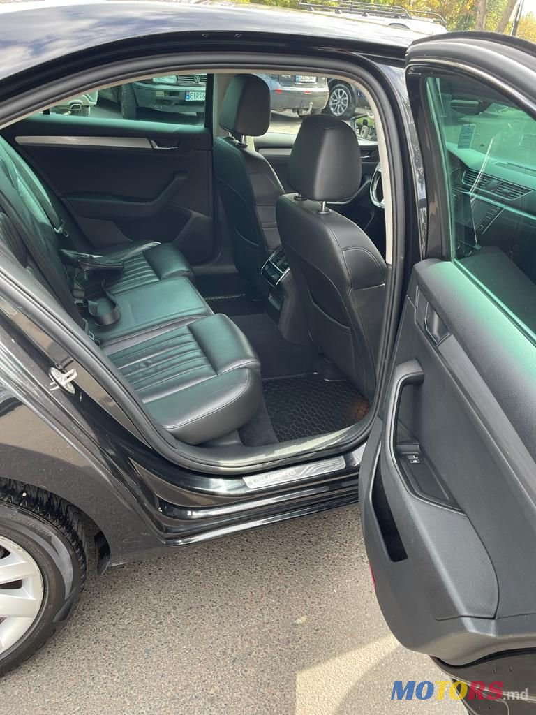 2016' Skoda Superb photo #6