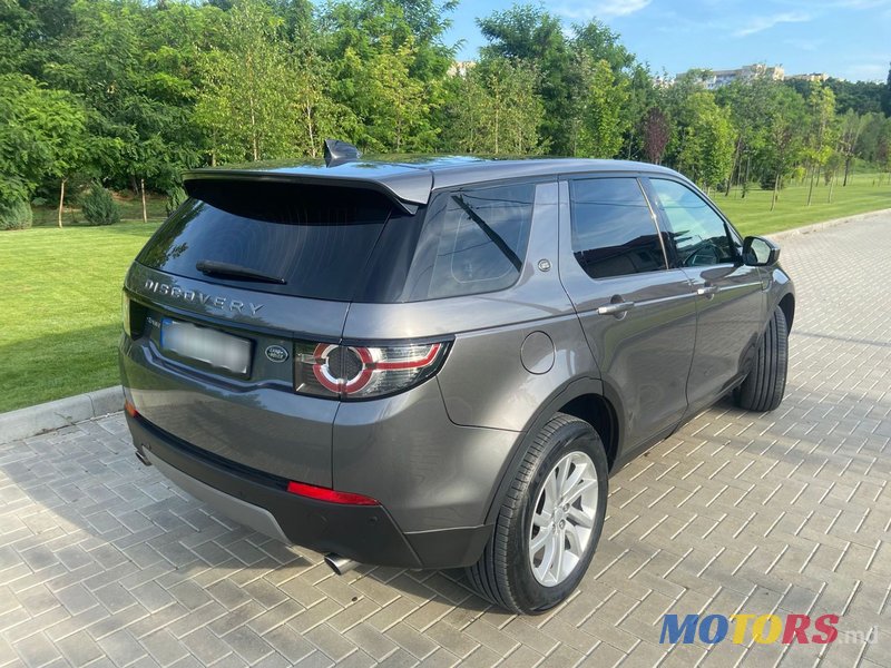 2017' Land Rover Discovery Sport photo #5
