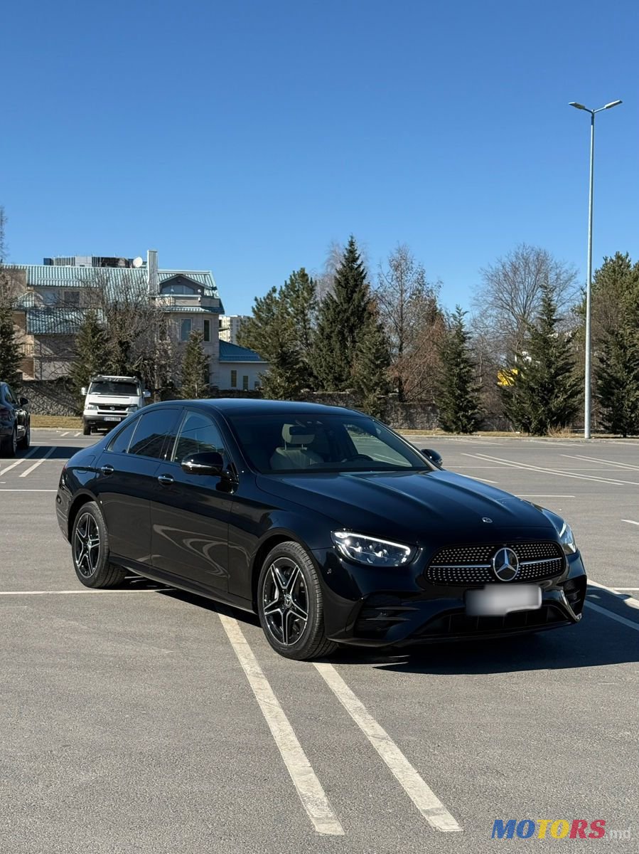 2023' Mercedes-Benz E-Class photo #2