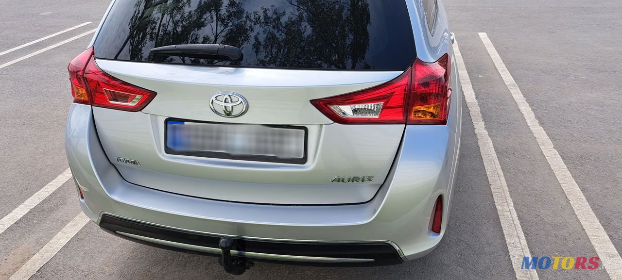 2016' Toyota Auris photo #5