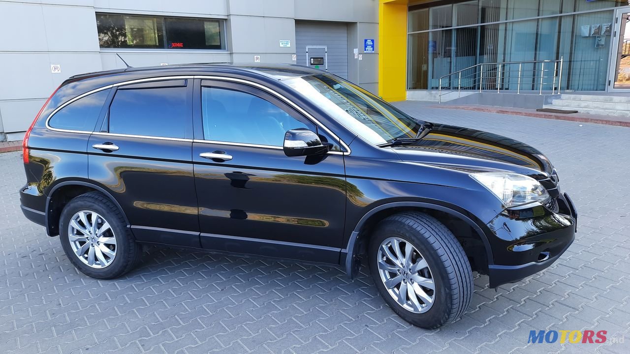 2010' Honda CR-V photo #4