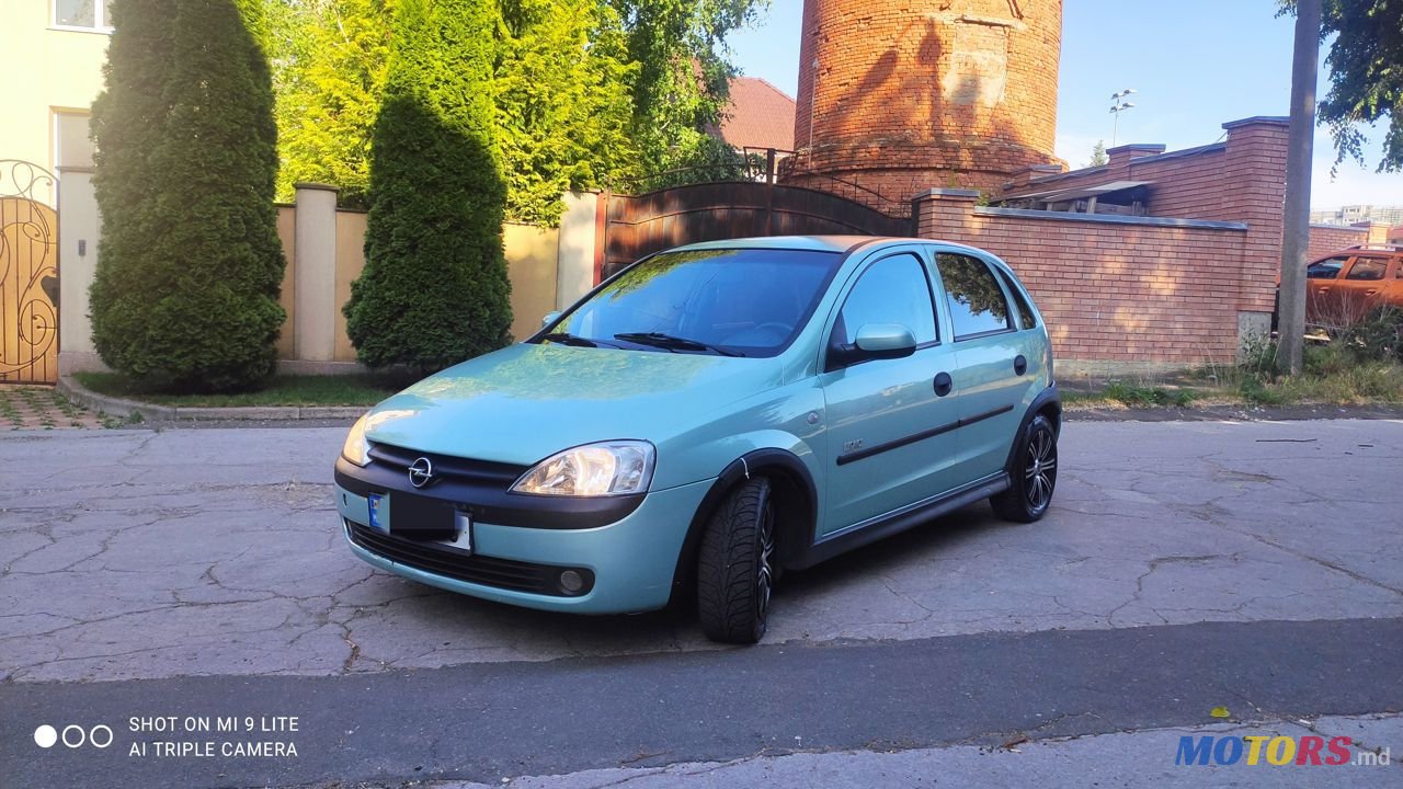 2002' Opel Corsa photo #1