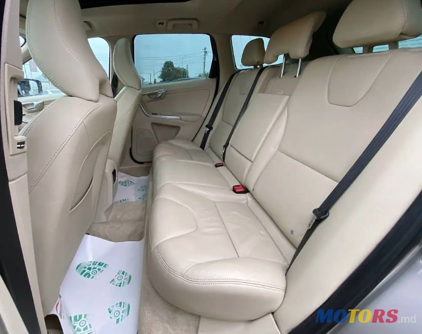 2016' Volvo XC60 PREMIER photo #5