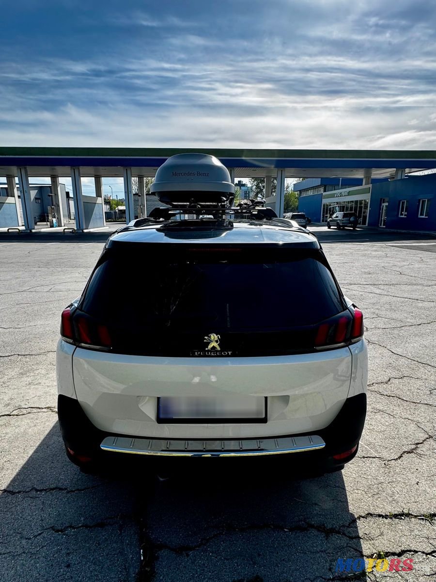 2018' Peugeot 5008 photo #2