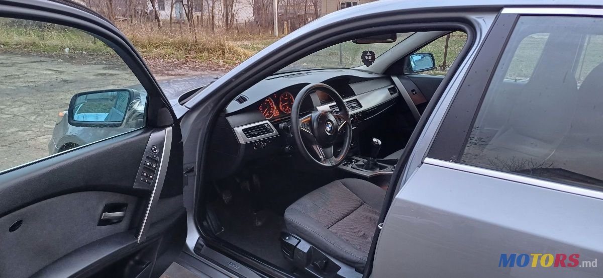 2005' BMW 5 Series photo #6