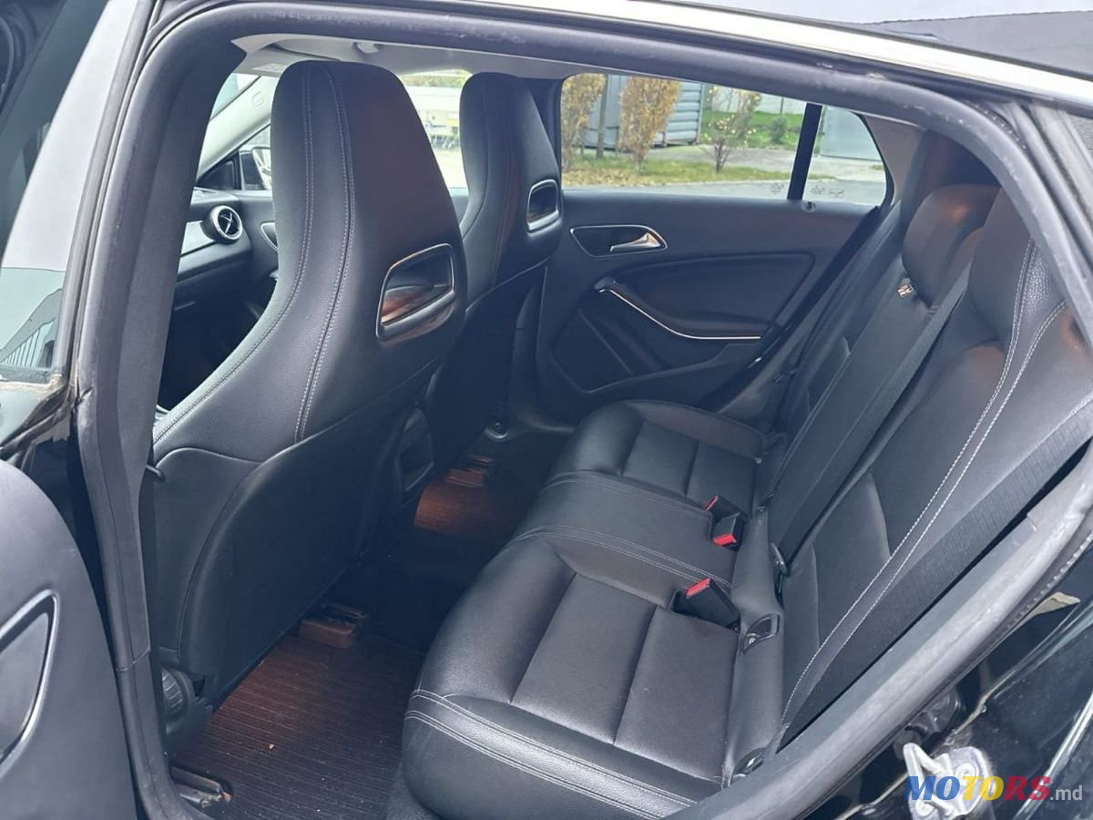 2018' Mercedes-Benz CLA photo #6