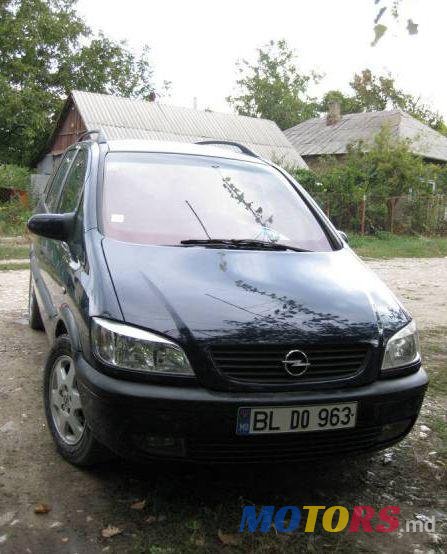 2001' Opel Zafira photo #1