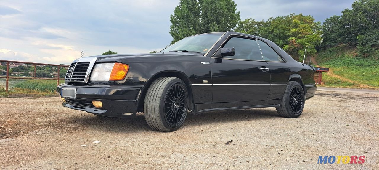 1991' Mercedes-Benz E-Class photo #3