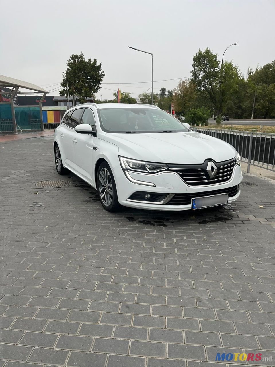 2017' Renault Talisman photo #2