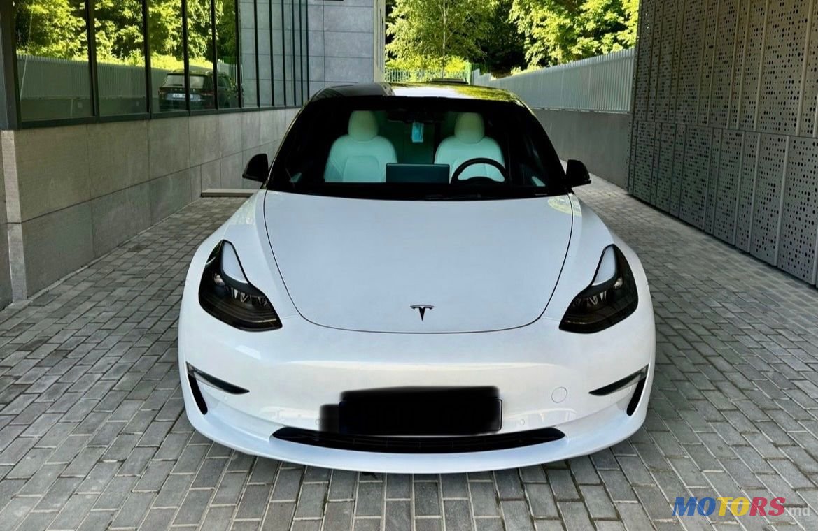 2021' Tesla Model 3 photo #3