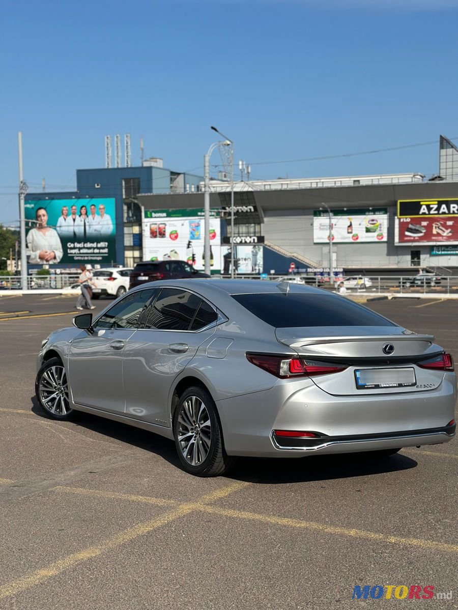 2018' Lexus Es Series photo #3