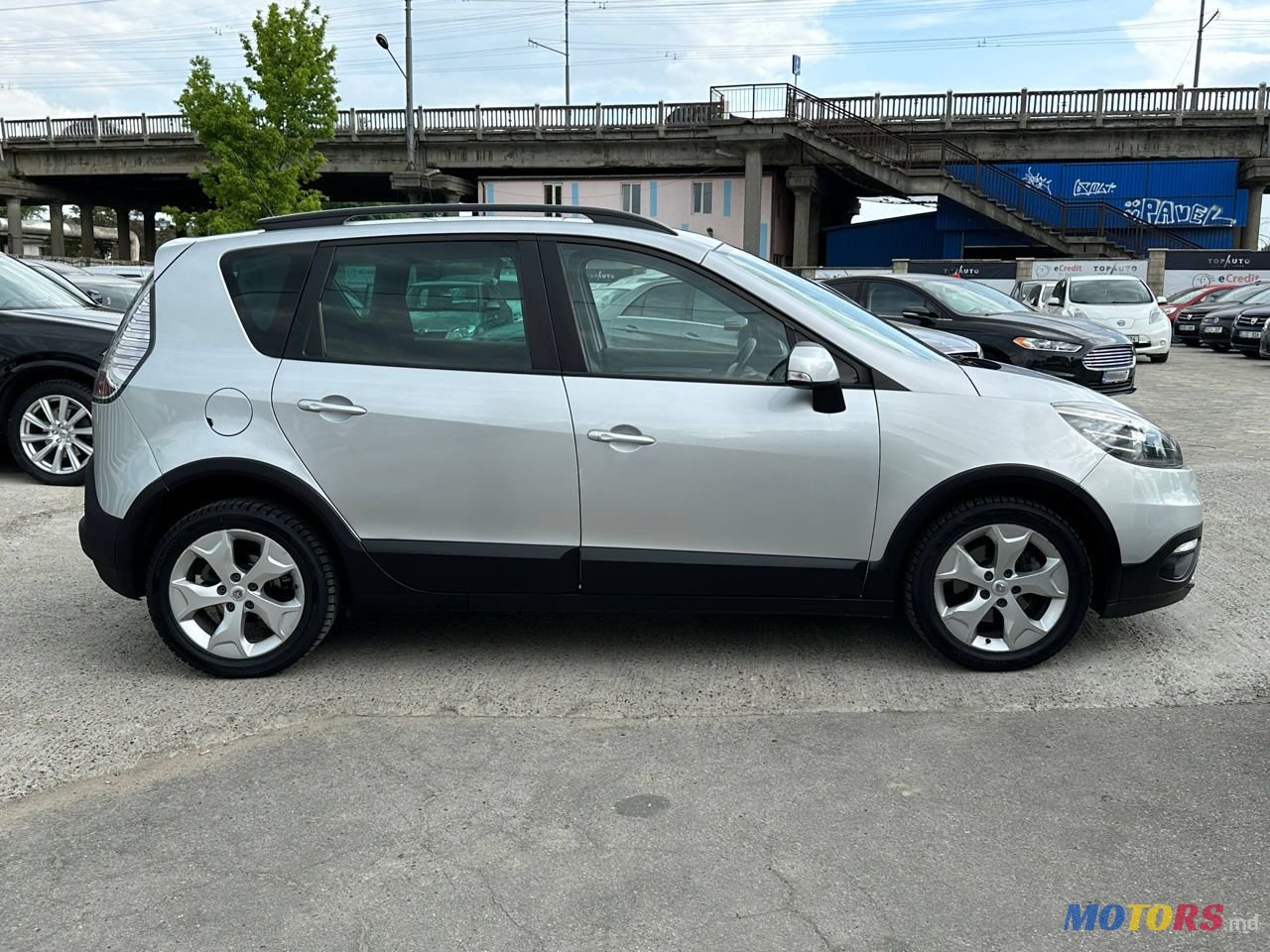 2013' Renault Scenic photo #5