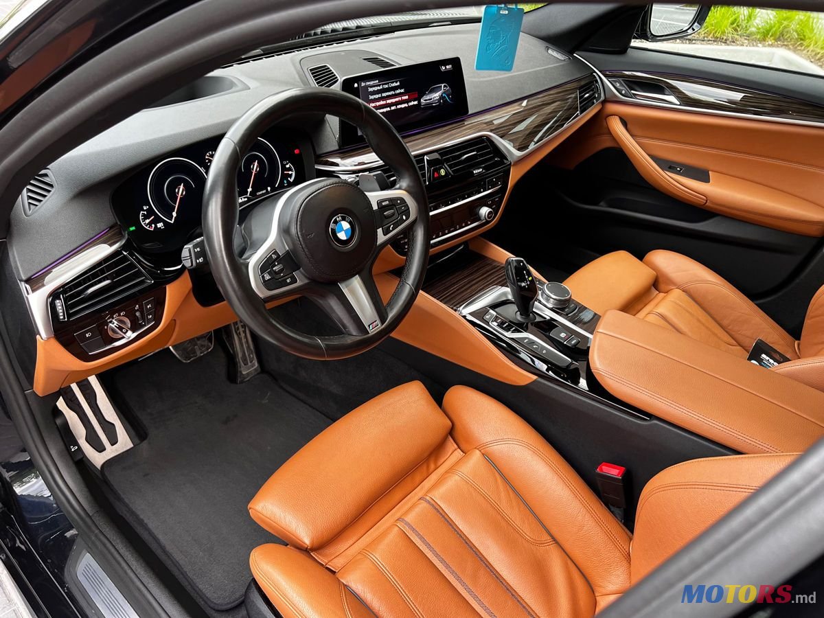 2019' BMW 5 Series photo #5