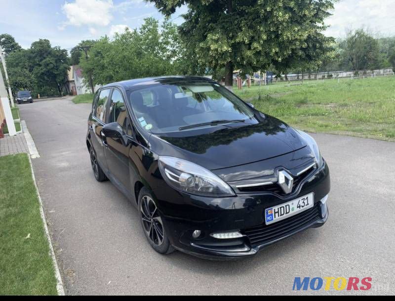 2013' Renault Scenic photo #2