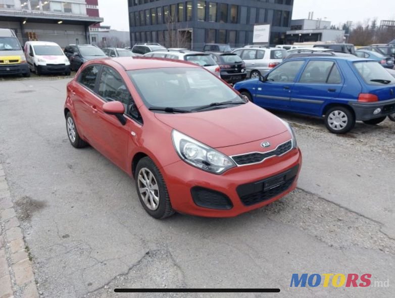 2012' Kia Rio photo #2