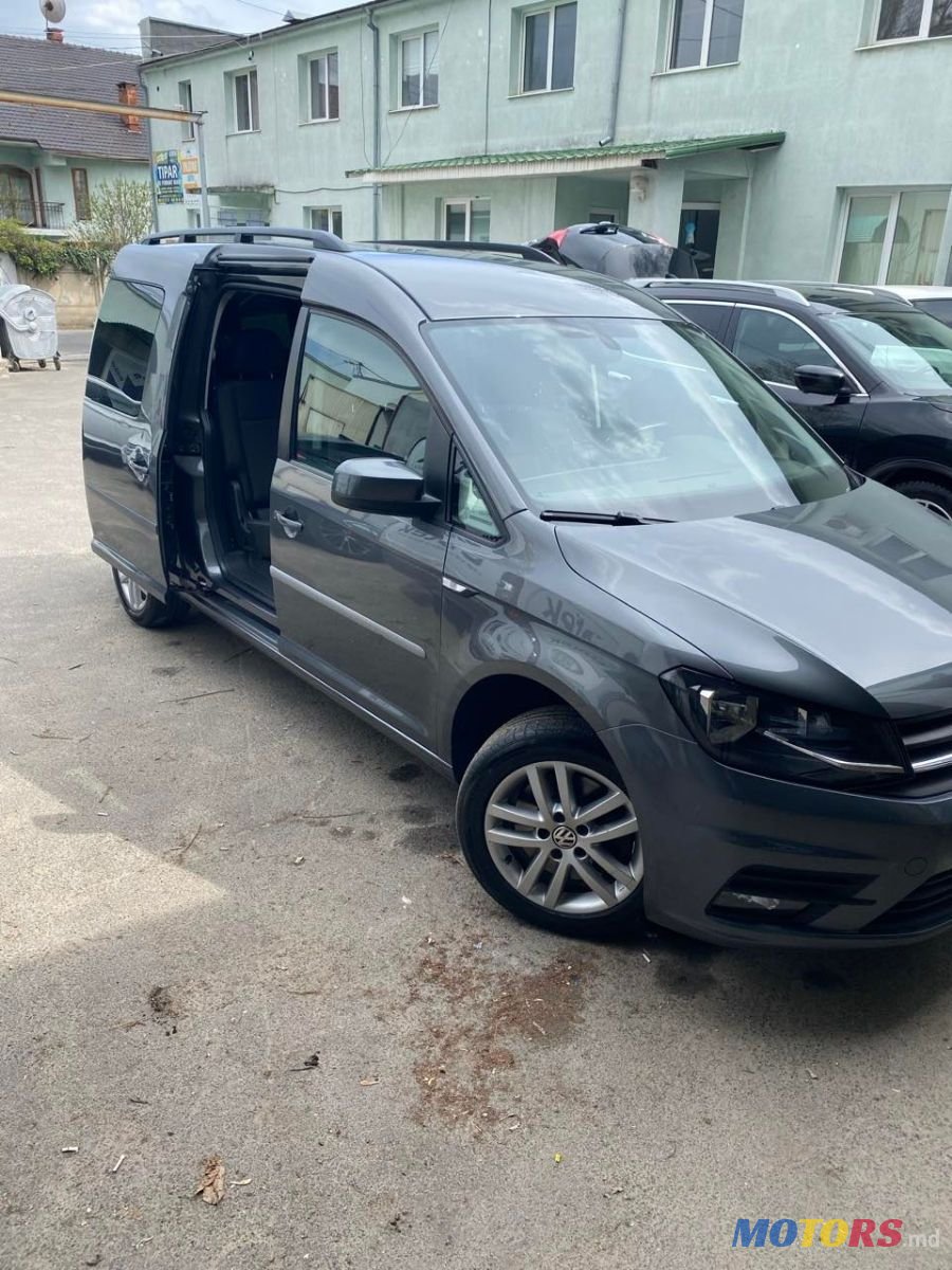 2016' Volkswagen Caddy photo #4