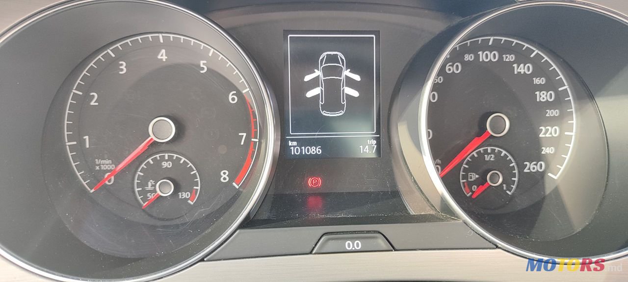 2015' Volkswagen Golf Plus photo #5