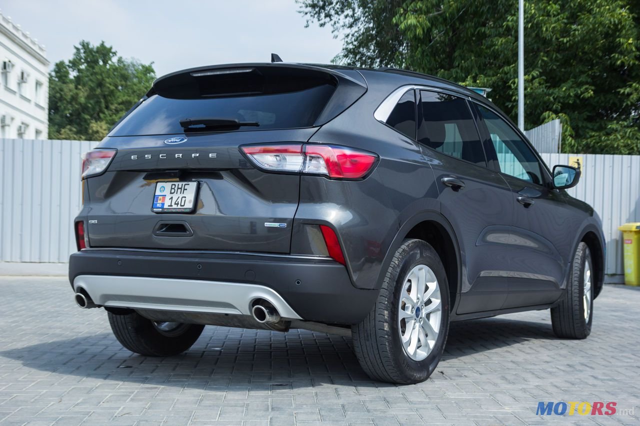 2020' Ford Kuga photo #5