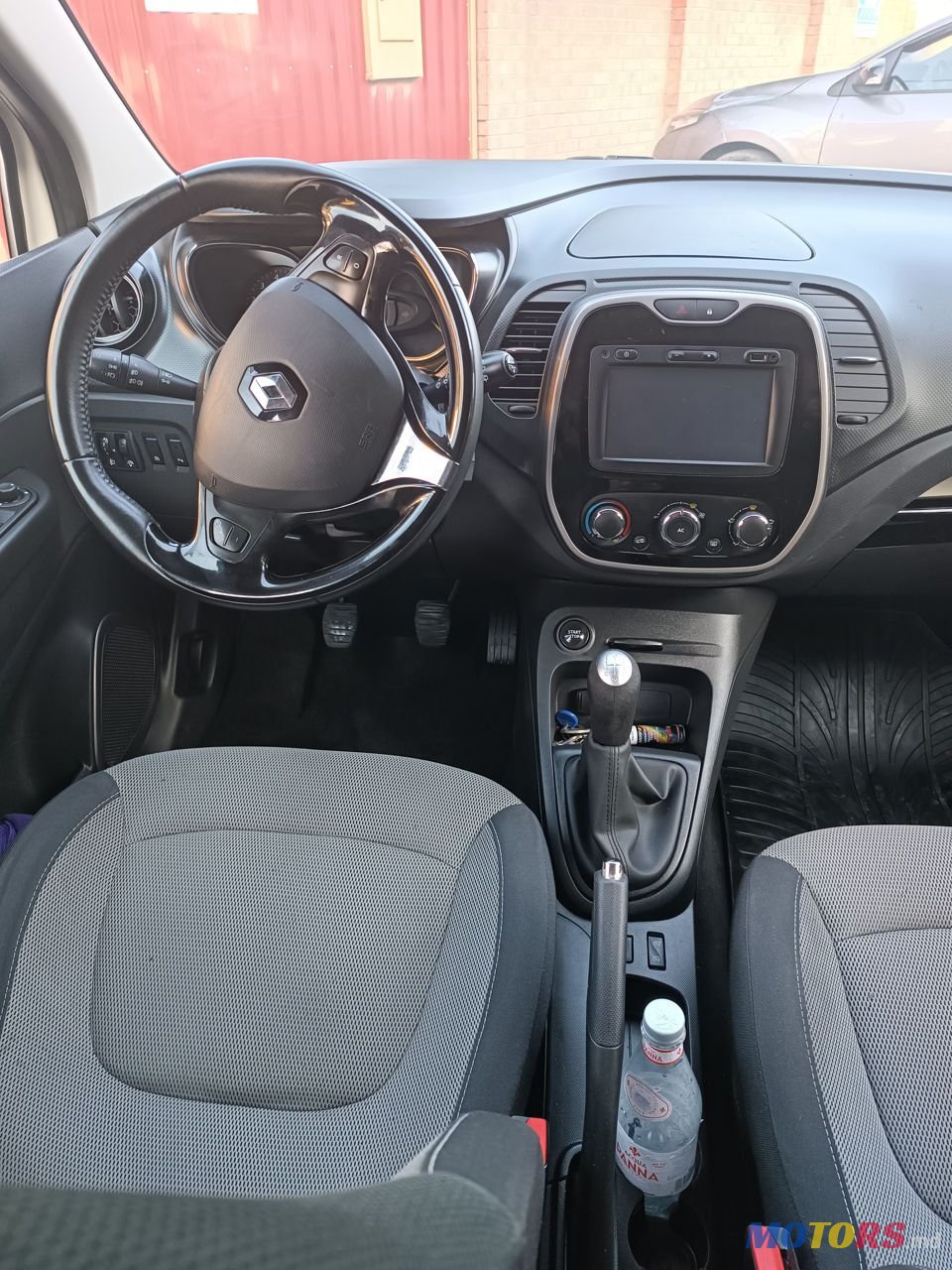 2014' Renault Captur photo #5