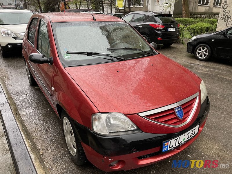 2008' Dacia Logan photo #2