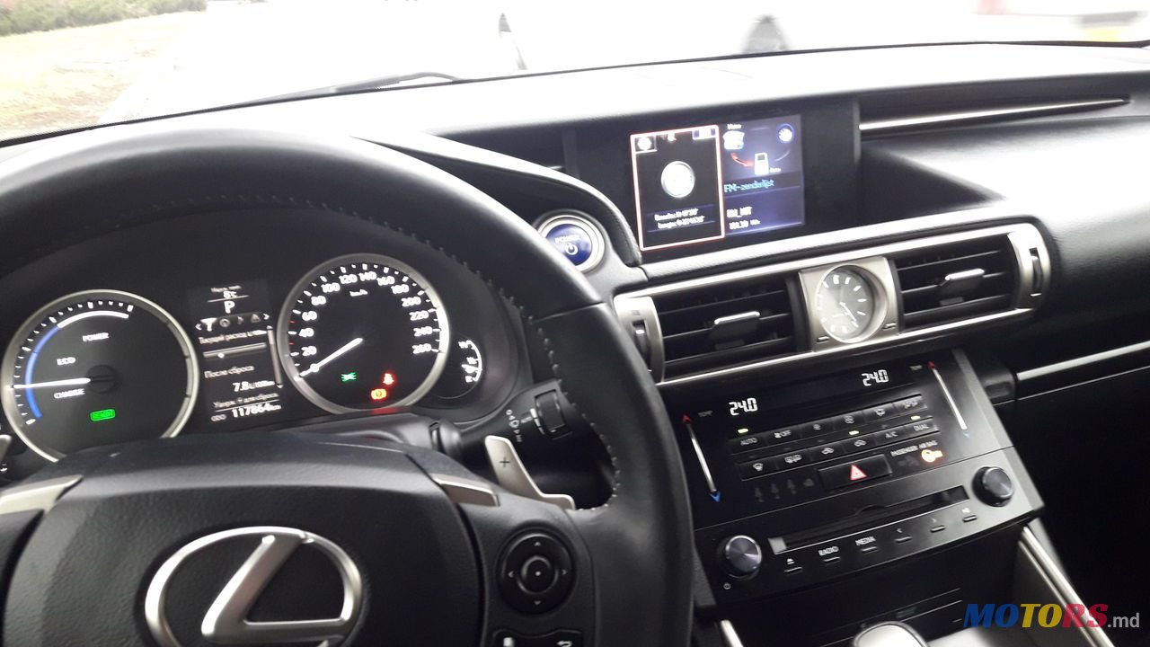 2013' Lexus Is Series photo #3