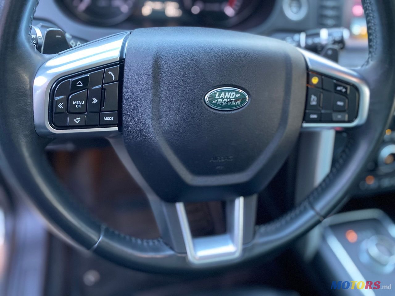 2016' Land Rover Discovery Sport photo #5