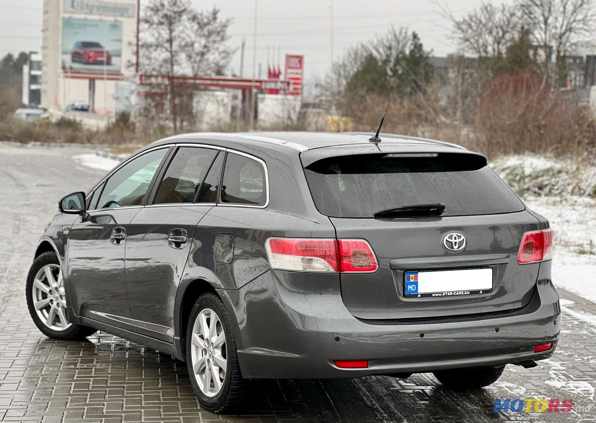 2009' Toyota Avensis photo #5
