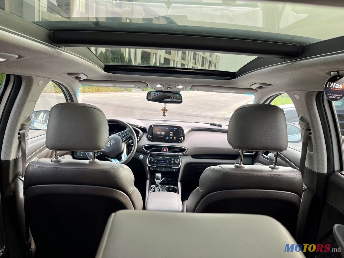 2019' Hyundai Santa Fe photo #6