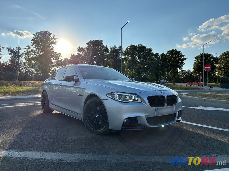 2015' BMW 5 Series photo #6