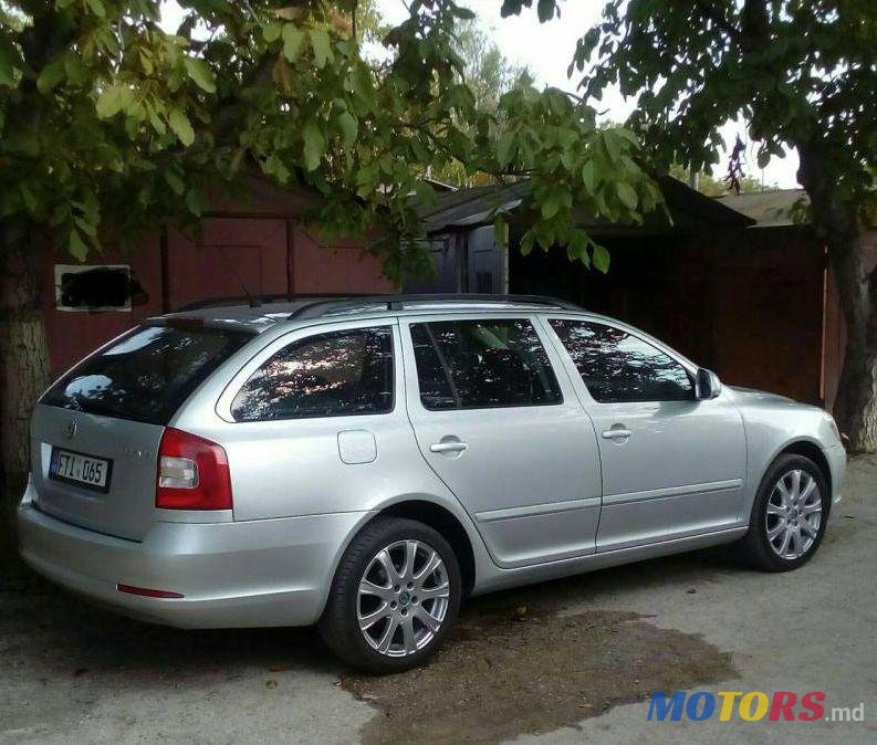 2009' Skoda Octavia photo #1