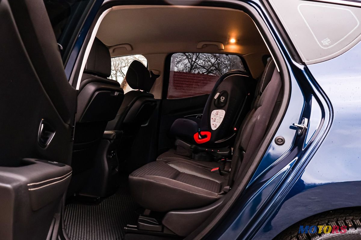 2016' Renault Scenic photo #6