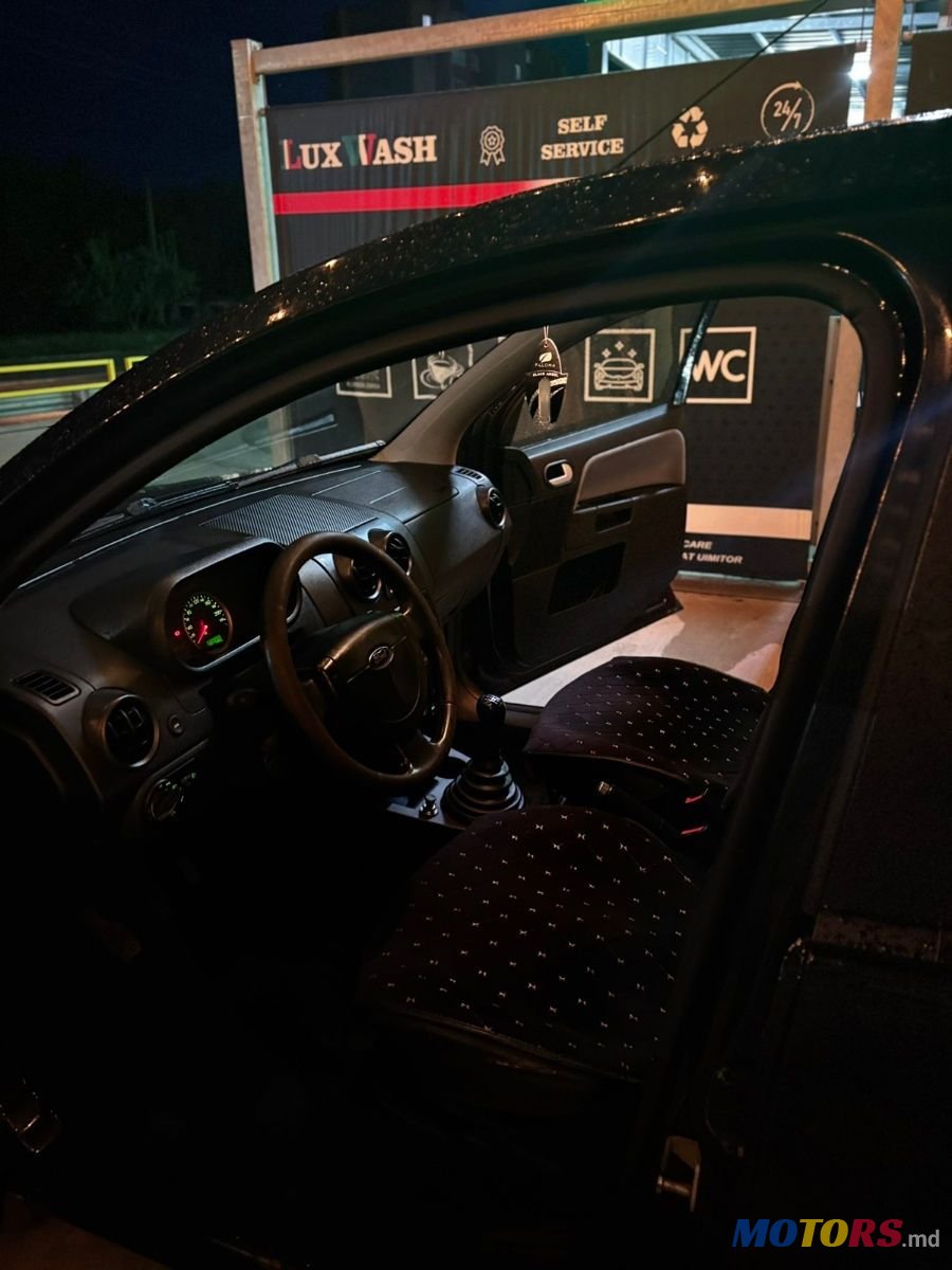 2004' Ford Fusion photo #4