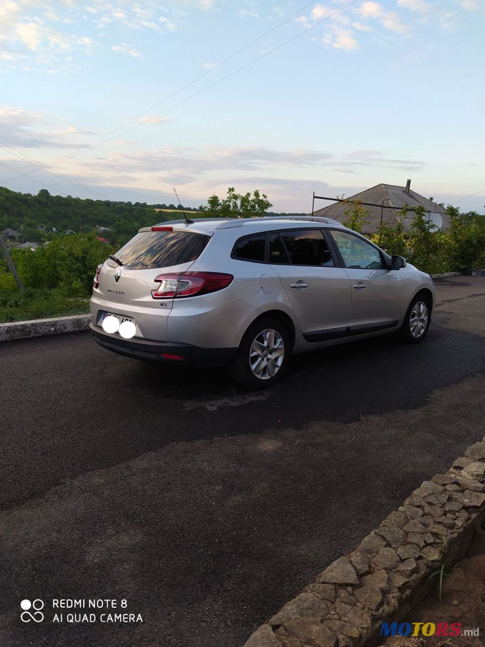 2012' Renault Megane photo #3