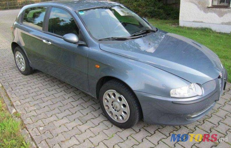 2003' Alfa Romeo 147 photo #1