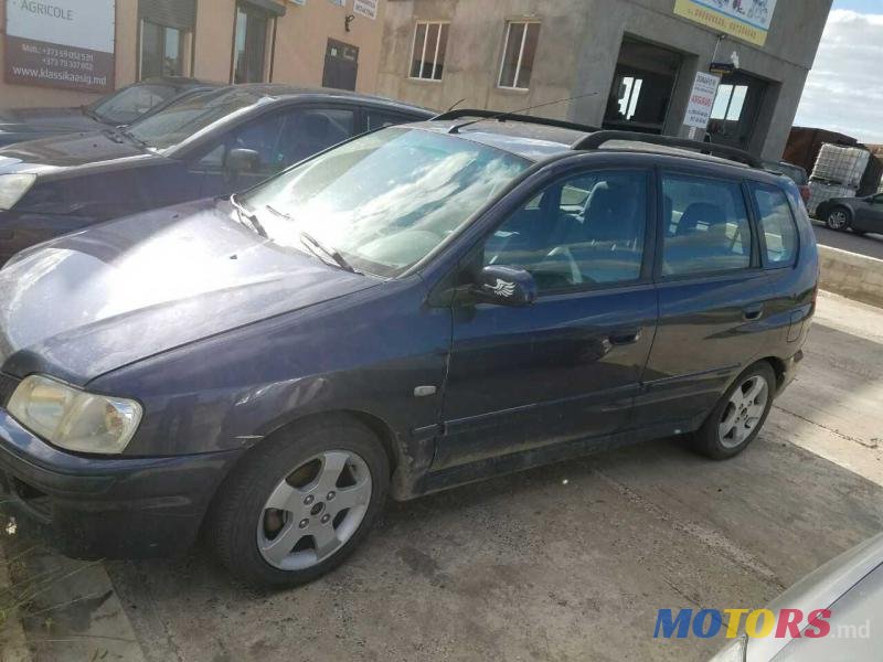 2002' Mitsubishi Space Star photo #1