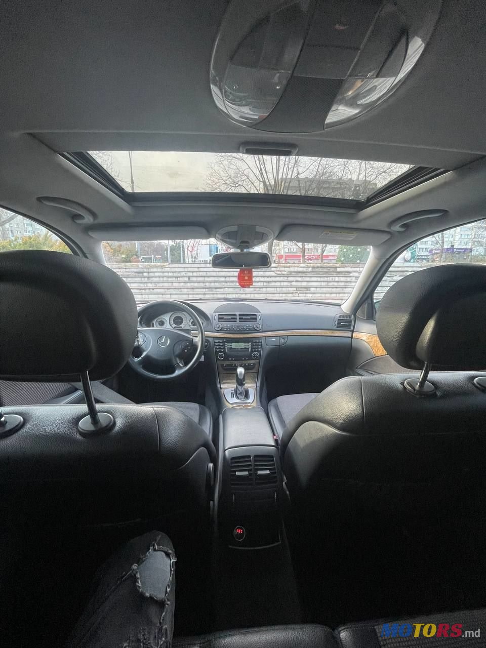 2005' Mercedes-Benz E Класс photo #6